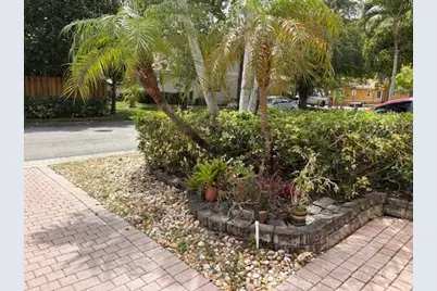 9711 NW 2nd Street, Coral Springs, FL 33071 - Photo 13