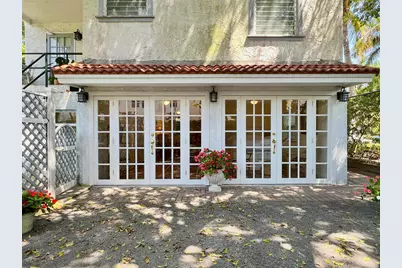 336 Monroe Drive #2, West Palm Beach, FL 33405 - Photo 1