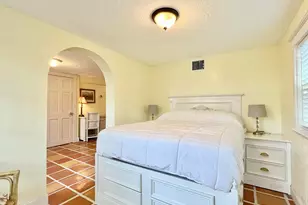 336 Monroe Dr, West Palm Beach, FL 33405 - Photo 13