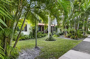 320 San Sebastian Ave, Coral Gables, FL 33134 - Photo 3