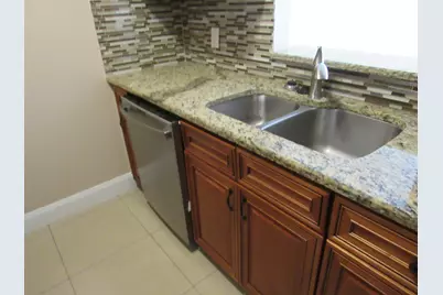 5203 Glencove Lane #5203, West Palm Beach, FL 33415 - Photo 9