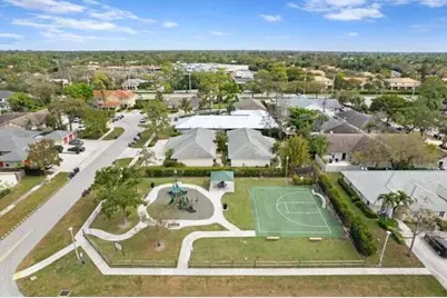 1434 Hawthorne Place, Wellington, FL 33414 - Photo 11