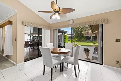 9615 Sun Pointe Drive, Boynton Beach, FL 33437 - Photo 11