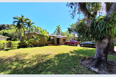 1060 NE 122nd Street, North Miami, FL 33161 - Photo 1