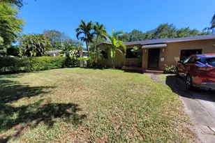 1060 NE 122nd St, North Miami, FL 33161 - Photo 55