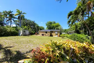 1060 NE 122nd St, North Miami, FL 33161 - Photo 3