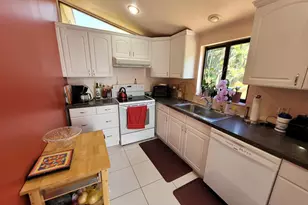 1060 NE 122nd St, North Miami, FL 33161 - Photo 45