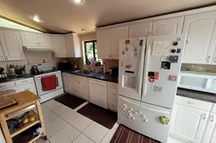 1060 NE 122nd St, North Miami, FL 33161 - Photo 43