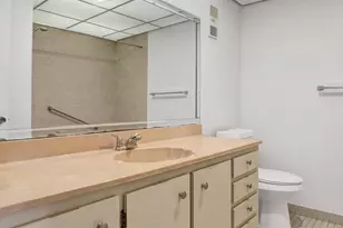 7432 Ashmont Cir, Tamarac, FL 33321 - Photo 25