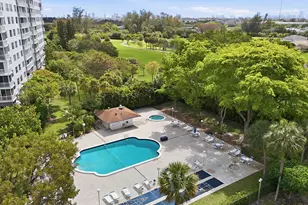 3800 Hillcrest Dr, Hollywood, FL 33021 - Photo 23