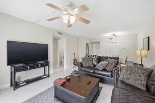 3800 Hillcrest Dr, Hollywood, FL 33021 - Photo 25