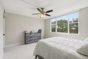 3800 Hillcrest Dr, Hollywood, FL 33021 - Photo 19