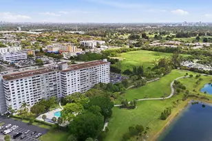 3800 Hillcrest Dr, Hollywood, FL 33021 - Photo 13