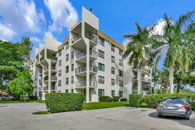 6190 Woodlands Boulevard #311, Tamarac, FL 33319 - Photo 7