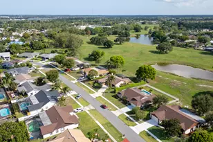 1327 Pine Valley Dr, Wellington, FL 33414 - Photo 29