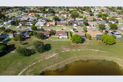 1327 Pine Valley Drive, Wellington, FL 33414 - Photo 33