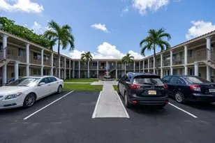 420 NW 10th St, Miami, FL 33136 - Photo 13
