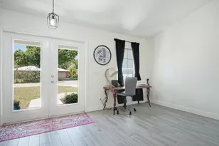 5302 Seagrape Dr, Fort Pierce, FL 34982 - Photo 5