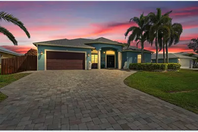 561 SW Prater Avenue, Port Saint Lucie, FL 34953 - Photo 1