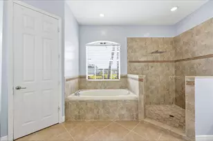 561 SW Prater Ave, Port Saint Lucie, FL 34953 - Photo 15