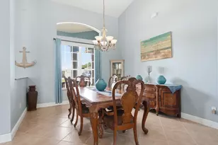 561 SW Prater Ave, Port Saint Lucie, FL 34953 - Photo 11
