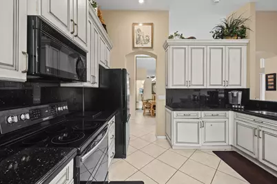 9365 Vercelli Street, Lake Worth, FL 33467 - Photo 17