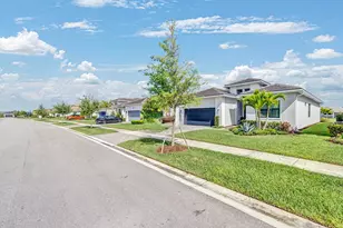 15647 Merritt Dr, Westlake, FL 33470 - Photo 3
