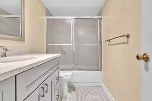 9301 Sunrise Lakes Blvd, Sunrise, FL 33322 - Photo 27