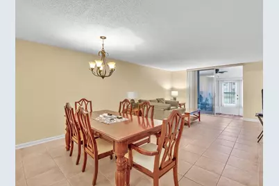 9301 Sunrise Lakes Boulevard, Sunrise, FL 33322 - Photo 11