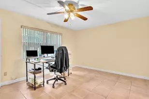 9301 Sunrise Lakes Blvd, Sunrise, FL 33322 - Photo 33