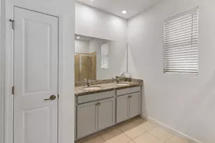 10142 SW Orana Dr, Port Saint Lucie, FL 34987 - Photo 11