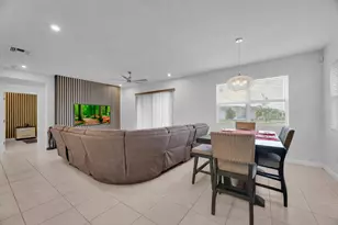 10142 SW Orana Dr, Port Saint Lucie, FL 34987 - Photo 7