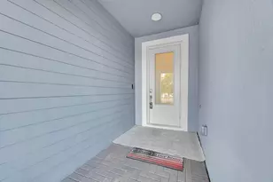 10142 SW Orana Dr, Port Saint Lucie, FL 34987 - Photo 5