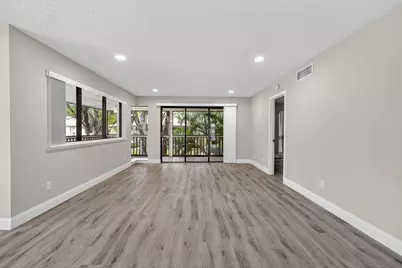 307 Brackenwood Circle, Palm Beach Gardens, FL 33418 - Photo 19