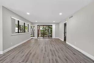 307 Brackenwood Cir, Palm Beach Gardens, FL 33418 - Photo 19