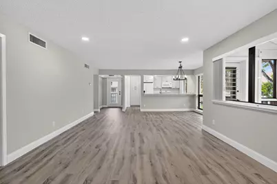 307 Brackenwood Circle, Palm Beach Gardens, FL 33418 - Photo 23