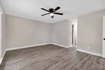 307 Brackenwood Circle, Palm Beach Gardens, FL 33418 - Photo 27