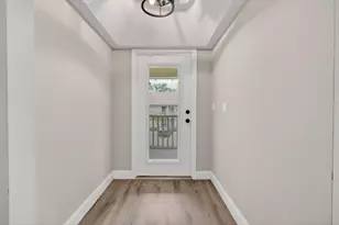 307 Brackenwood Cir, Palm Beach Gardens, FL 33418 - Photo 13