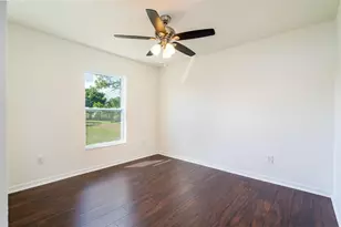 986 SW Romaine Ln, Port Saint Lucie, FL 34953 - Photo 13