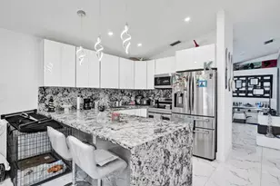 7635 NW 168th Terrace, Hialeah, FL 33015 - Photo 5