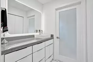 7635 NW 168th Terrace, Hialeah, FL 33015 - Photo 27