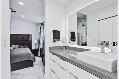 7635 NW 168th Terrace, Hialeah, FL 33015 - Photo 29