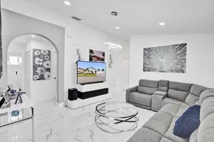 7635 NW 168th Terrace, Hialeah, FL 33015 - Photo 37