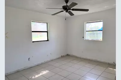 521 N 22nd Street, Fort Pierce, FL 34950 - Photo 5