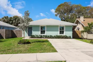 3121 Pinewood Ave, West Palm Beach, FL 33407 - Photo 1