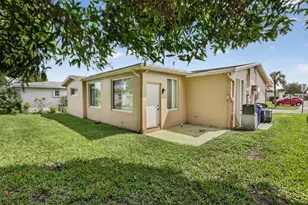 6945 NW 14th St, Margate, FL 33063 - Photo 23
