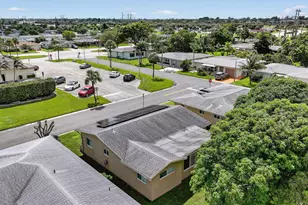 6945 NW 14th St, Margate, FL 33063 - Photo 31