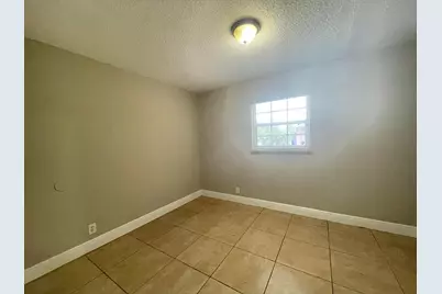 8151 SW 6th Street, North Lauderdale, FL 33068 - Photo 7