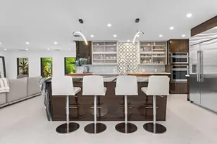 843 NE Mulberry Dr, Boca Raton, FL 33487 - Photo 13