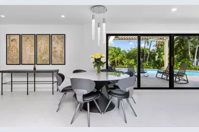 843 NE Mulberry Drive, Boca Raton, FL 33487 - Photo 17